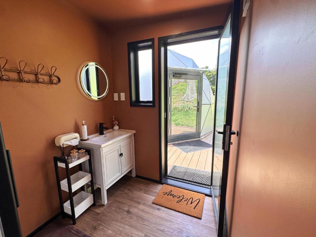 Stellar Glamping Auckland - Resim 3