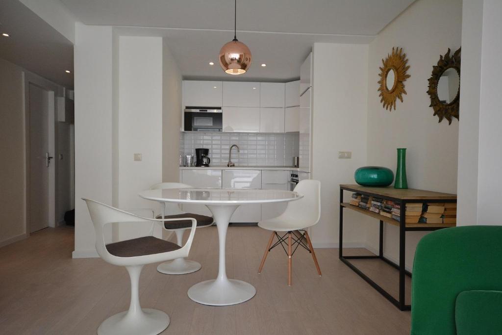 Kuchyň nebo kuchyňský kout v ubytování Nogalera Boutique Apartment