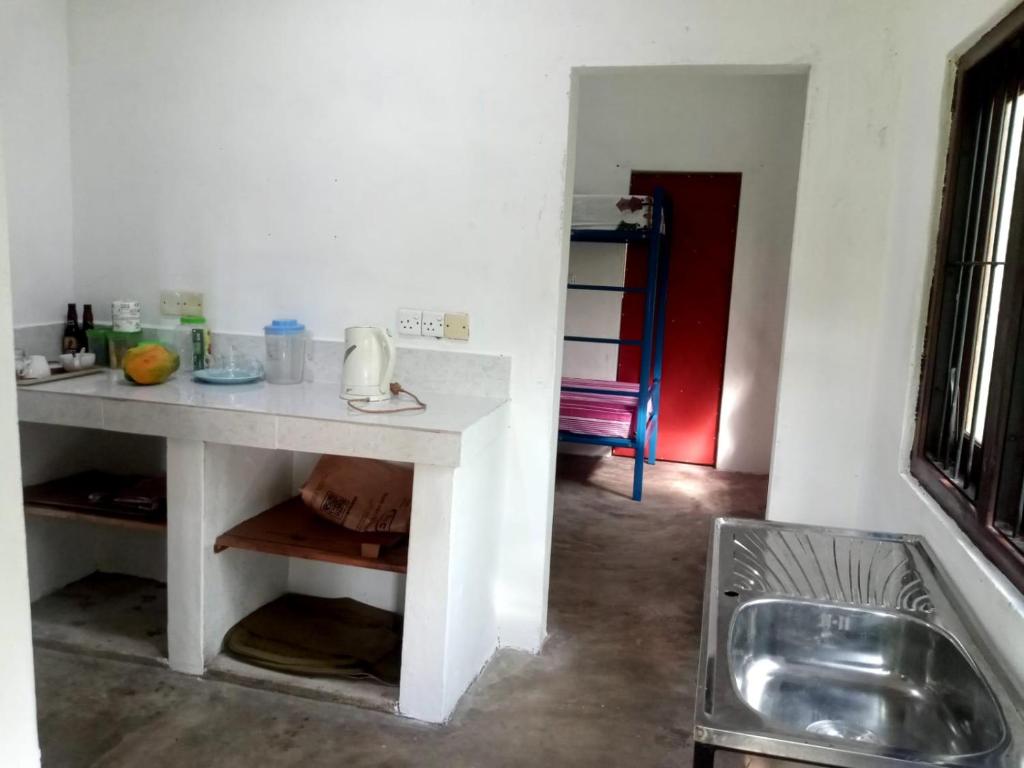 Fotografie z fotogalerie ubytování EECS Transit and Budget Homestay v destinaci Katunayaka