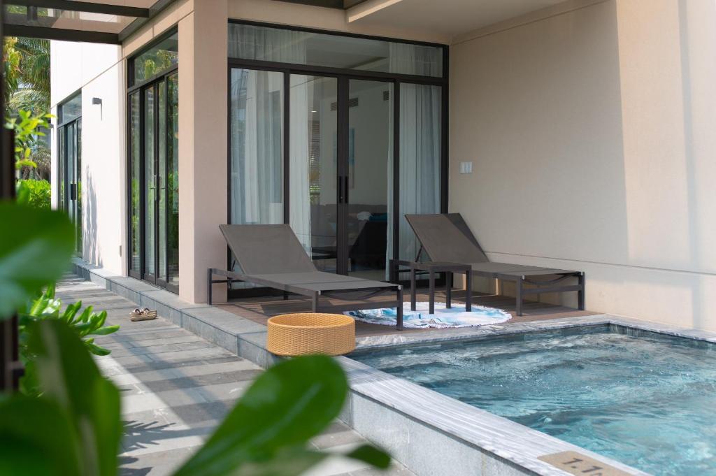 2-Bedroom Villa with Private Pool
