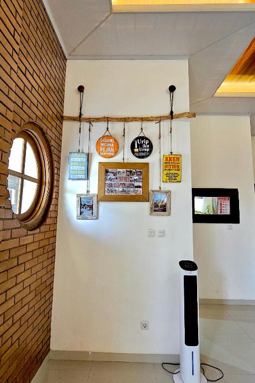 Certifikát, hodnocení, plakát nebo jiný dokument vystavený v ubytování Omah Tabon Jogja - Close to Malioboro