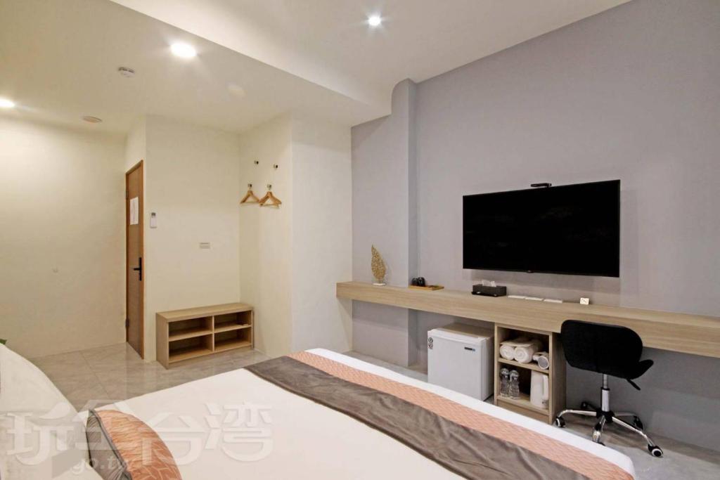 TV a/nebo společenská místnost v ubytování Station Sea B&B