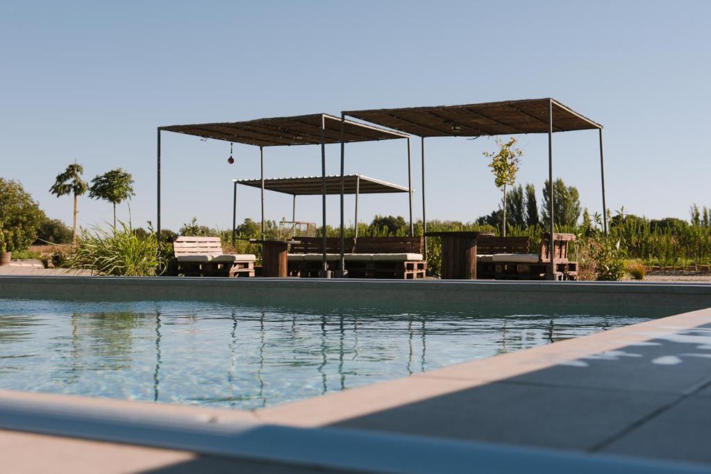 Piscina en o cerca de MASIA CLOTATS