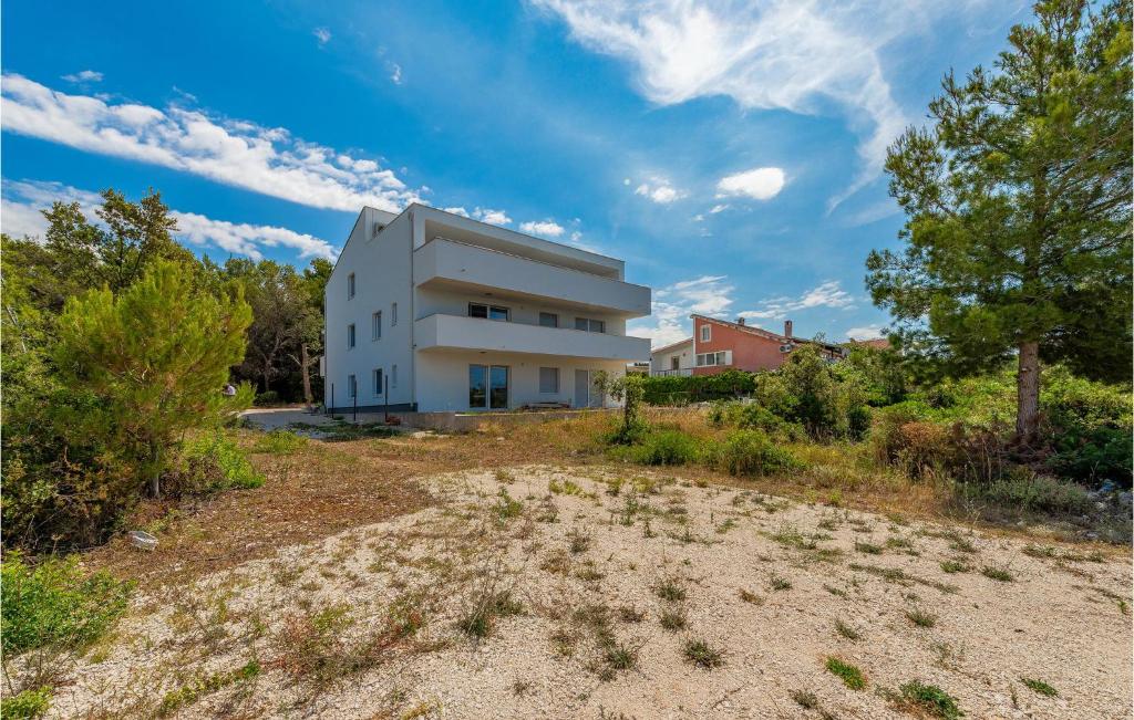 Budova, v ktorej sa apartmán nachádza