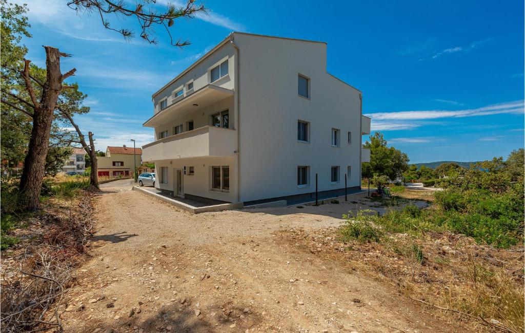 Budova, v ktorej sa apartmán nachádza