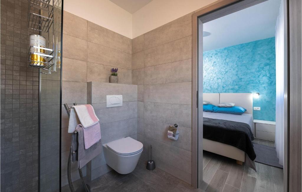 Kúpeľňa v ubytovaní Pet Friendly Home In Barban