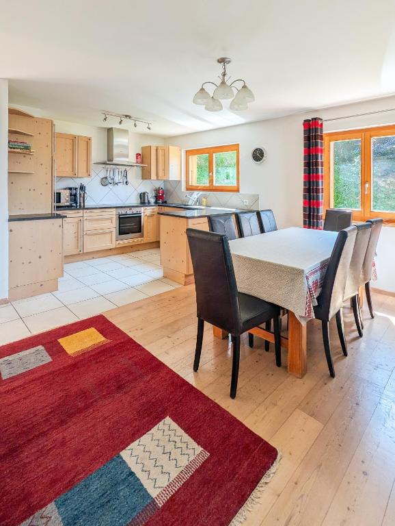 Paisible apt cheminée, terrasse, jardin, vue époustouflante - Resim 27