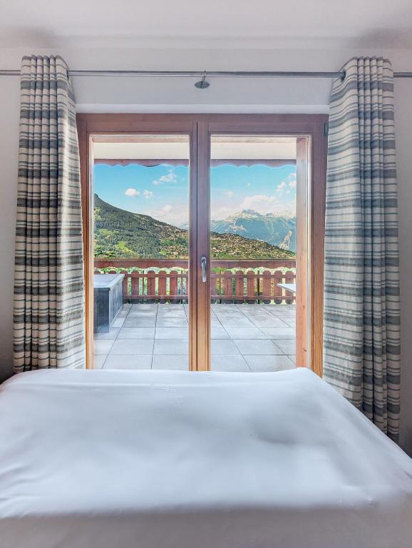 Paisible apt cheminée, terrasse, jardin, vue époustouflante - Resim 32