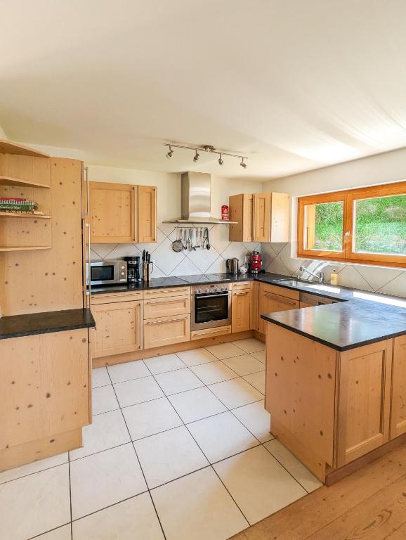 Paisible apt cheminée, terrasse, jardin, vue époustouflante - Resim 23