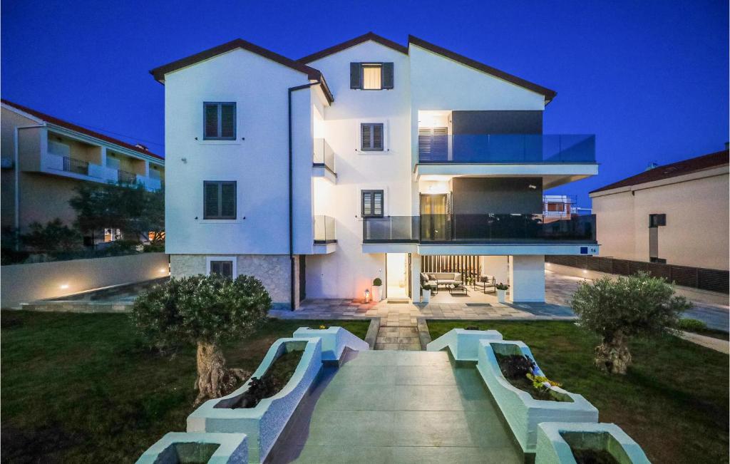 Budova, v ktorej sa apartmán nachádza