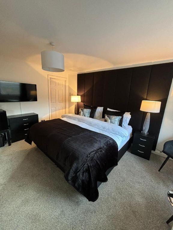 Postel nebo postele na pokoji v ubytování Eden Rooms Peterhead