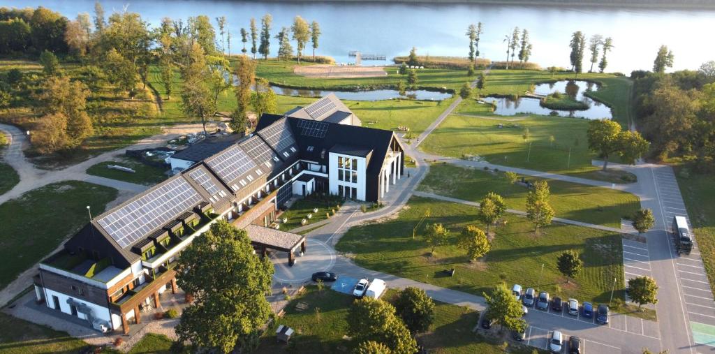 Widok na Natural Bridge Hotel