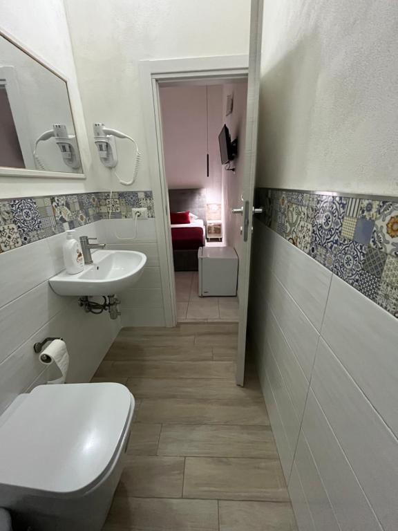 Łazienka w obiekcie B&B Regina Rooms