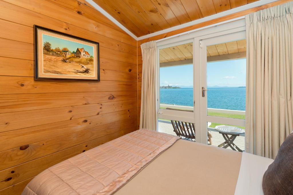 Oasis Beach Motel - Resim 36