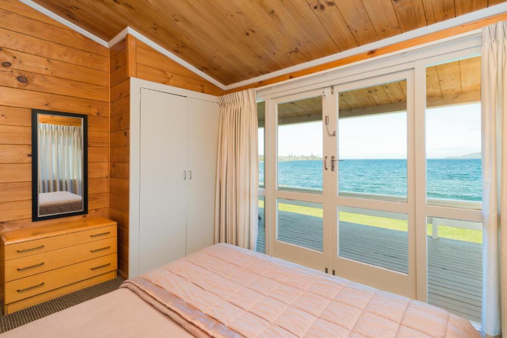 Oasis Beach Motel - Resim 24