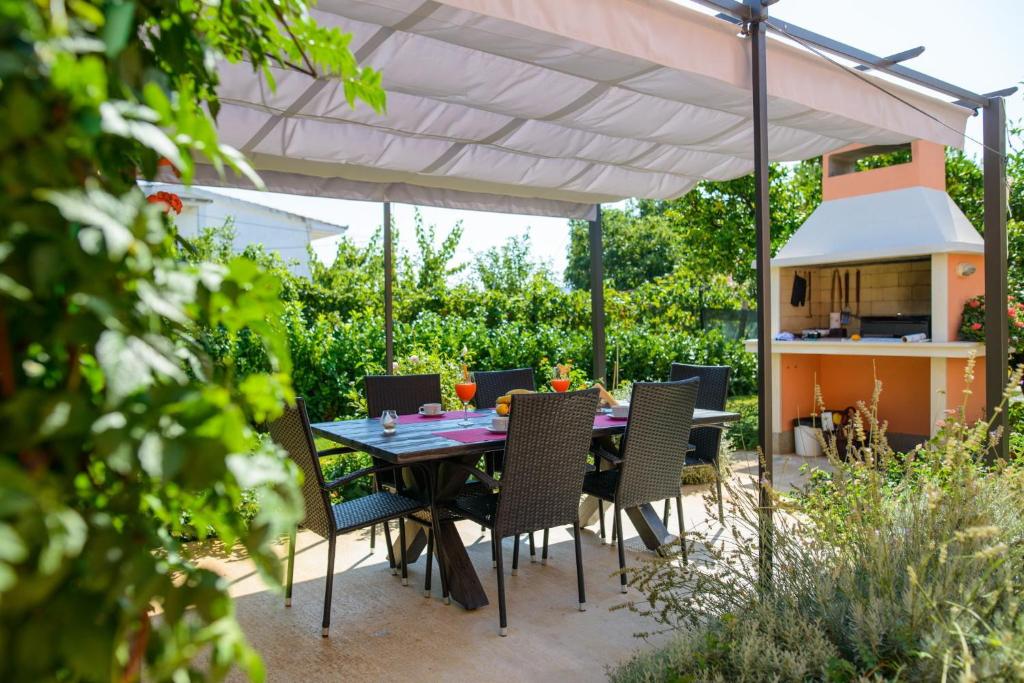 Zahrada ubytování House Mirjana