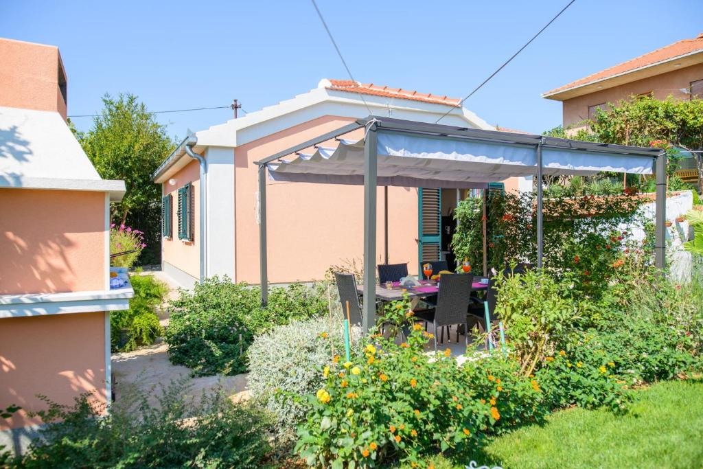 Zahrada ubytování House Mirjana