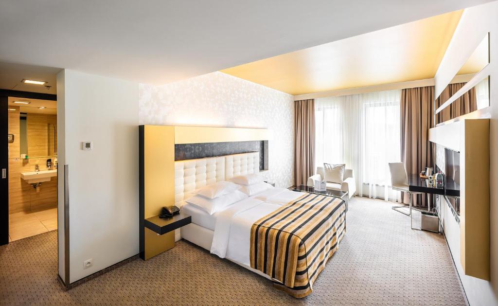 Grandior Hotel Prague - 