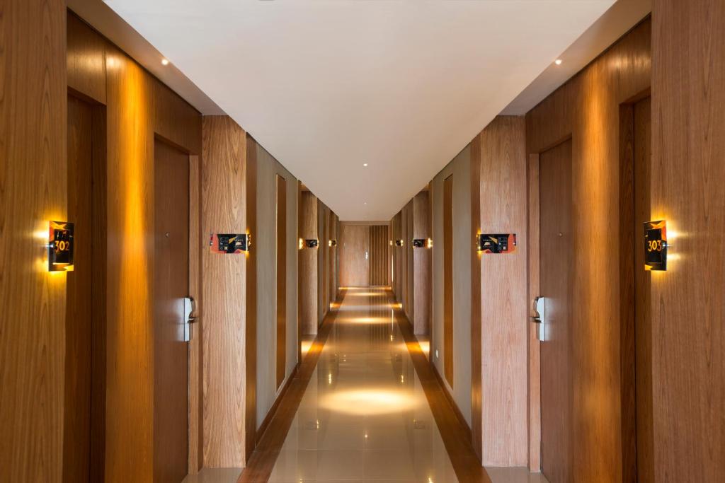 Fotografie z fotogalerie ubytování Yellow Star Ambarukmo Hotel v destinaci Yogyakarta