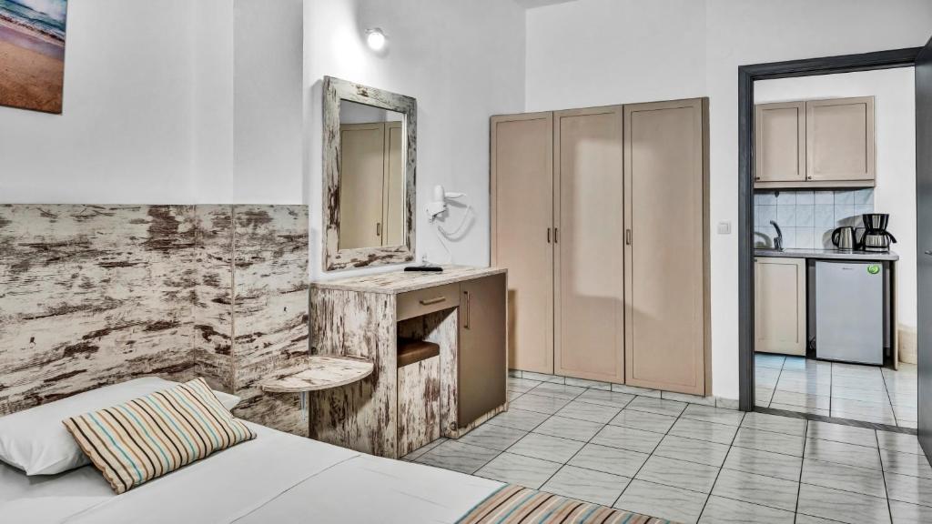 Kuchyň nebo kuchyňský kout v ubytování Erato Hotel