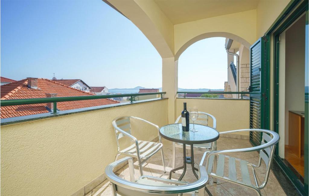 Fotografie z fotogalerie ubytování Stunning Apartment In Vodice v destinaci Vodice