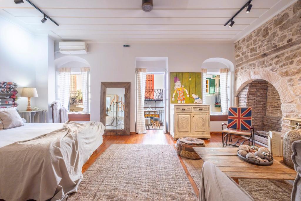 Amymone and Adiandi - 16