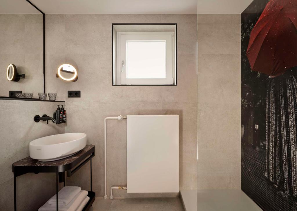 Radisson RED Berlin Kudamm - 13