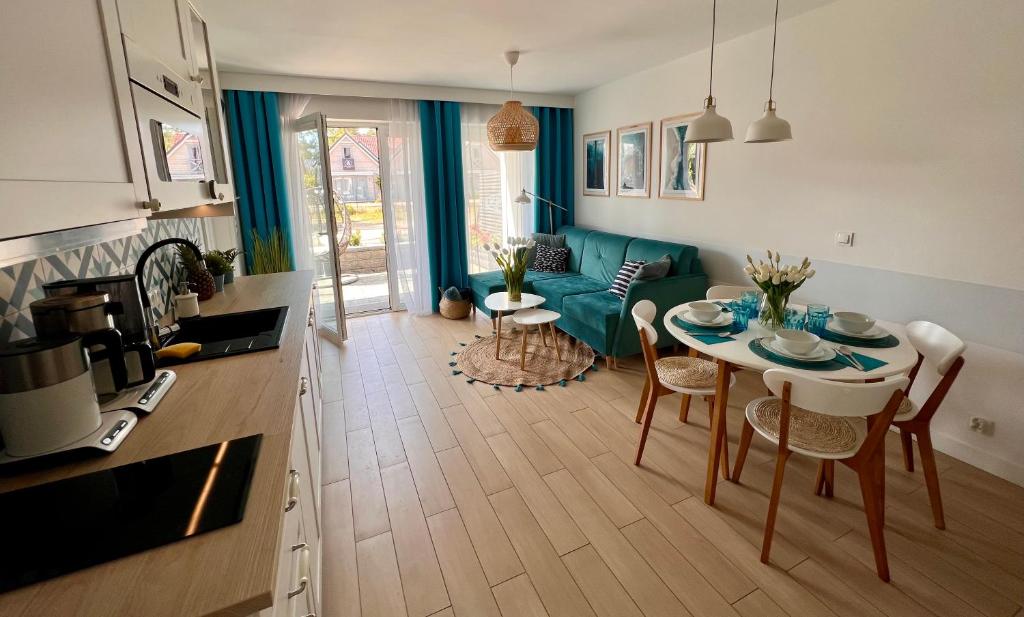 Kuchnia lub aneks kuchenny w obiekcie Apartament Baltic A8 Pobierowo