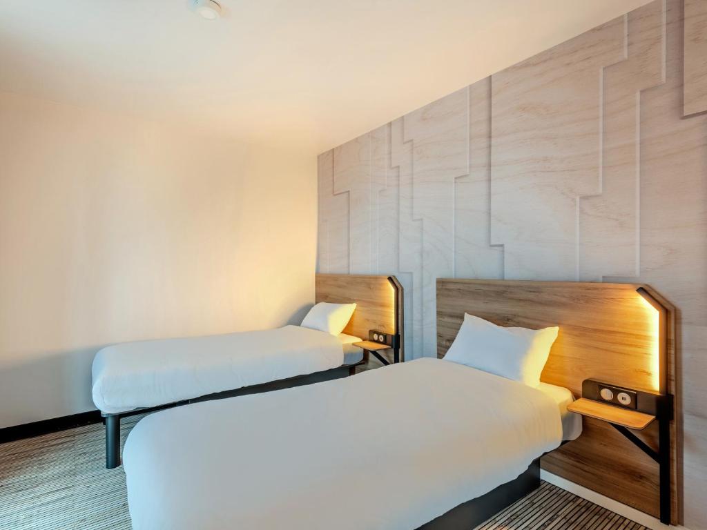 Postel nebo postele na pokoji v ubytování B&B HOTEL Brest Porte de Gouesnou