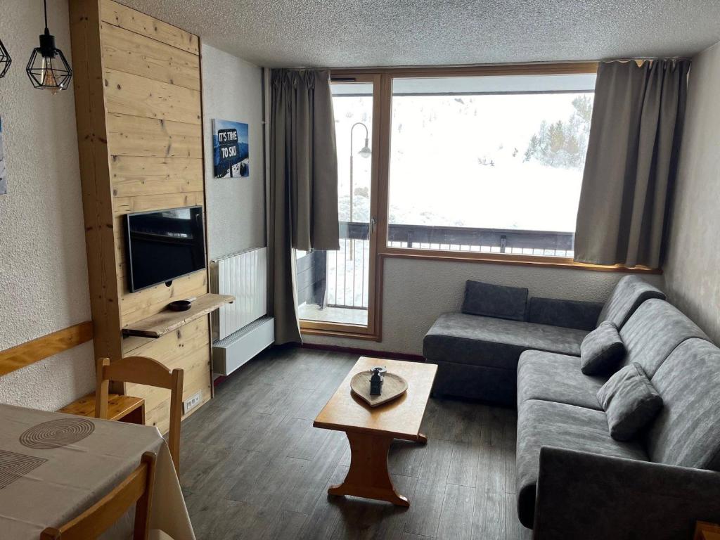 Confortable 2 pièces avec balcon, animaux admis et Wi-Fi