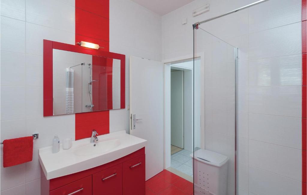Kúpeľňa v ubytovaní Holiday Home Gata 15