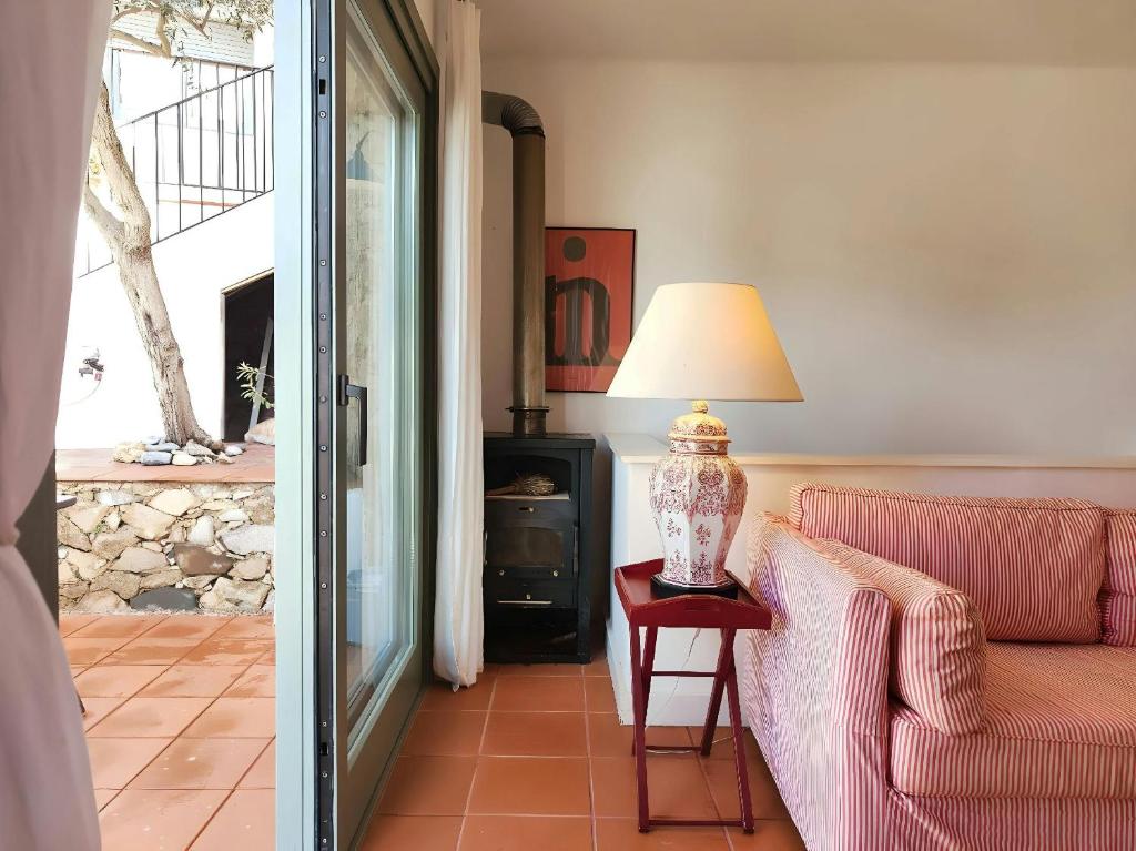Posedenie v ubytovaní T2 · Sunny duplex with garden 50m from beach