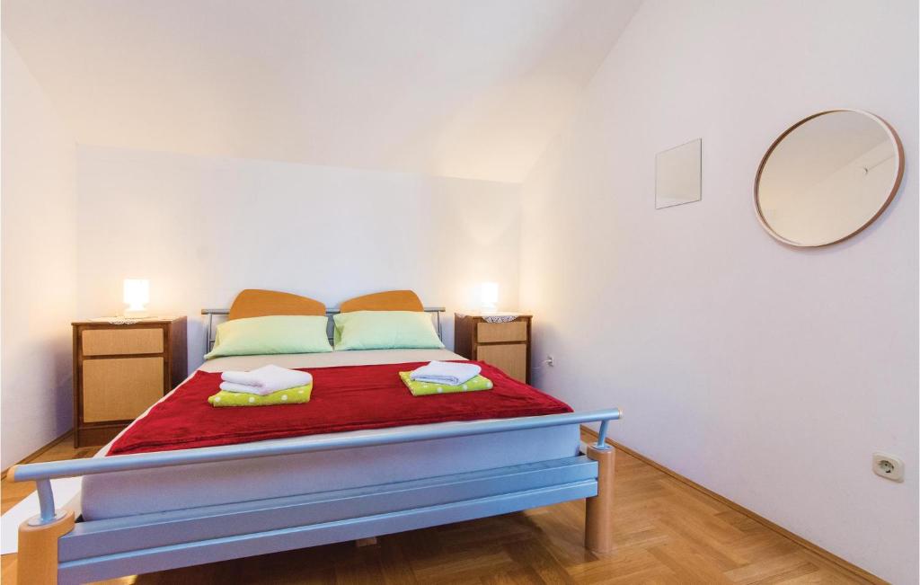 Posteľ alebo postele v izbe v ubytovaní Three-Bedroom Holiday Home In Krusevo