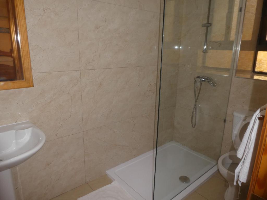 San Antonio Guesthouse - 18