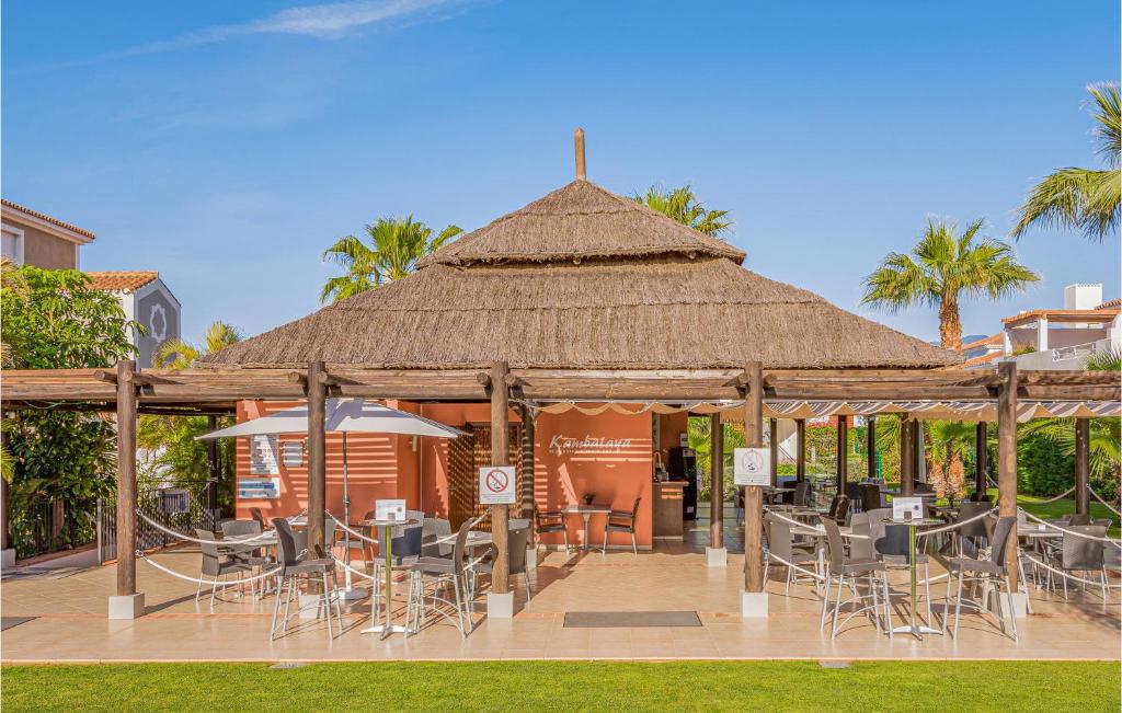 Fotografia z galérie ubytovania Beautiful Home In Estepona With Wifi v destinácii Estepona