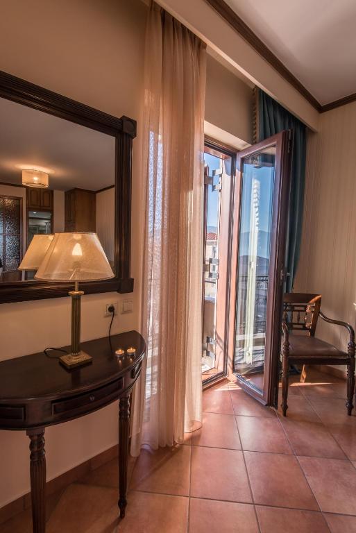 Marianna's Home Accommodation - 10