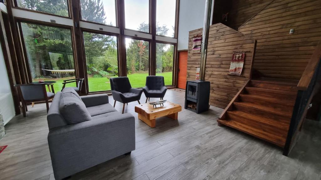 Posezení v ubytování Entre Volcanes Lodge
