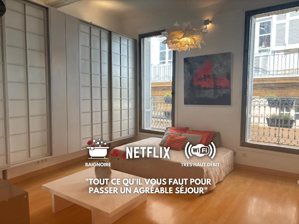 Posezení v ubytování Le Loft du Matheron