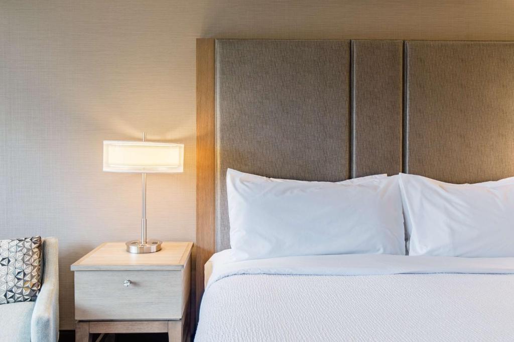Coast Seattle Downtown Hotel by APA - King Room
