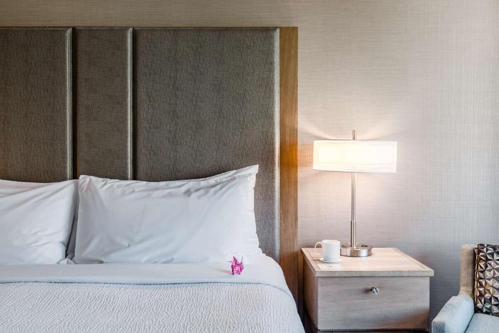 Coast Seattle Downtown Hotel by APA - King Room - Disability Access