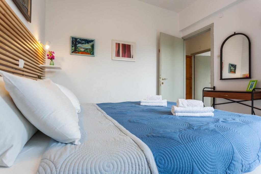 Postel nebo postele na pokoji v ubytování Thea Home Hotel by Booking Kottas