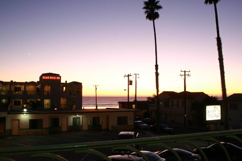 Main & Salt photo