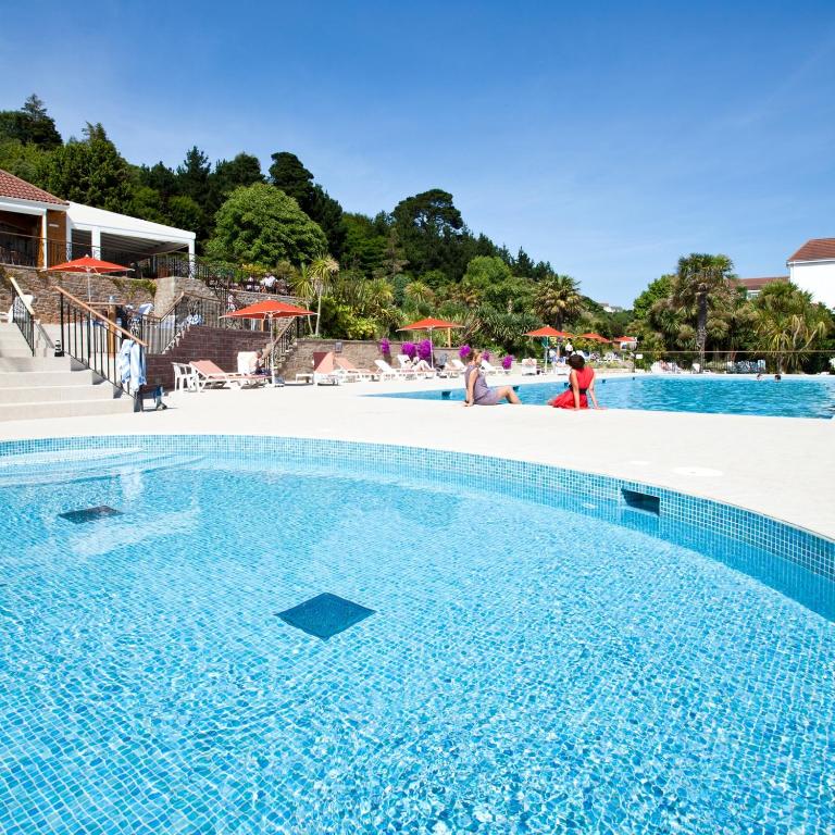 Bazén v ubytování St Brelade's Bay Hotel nebo v jeho okolí
