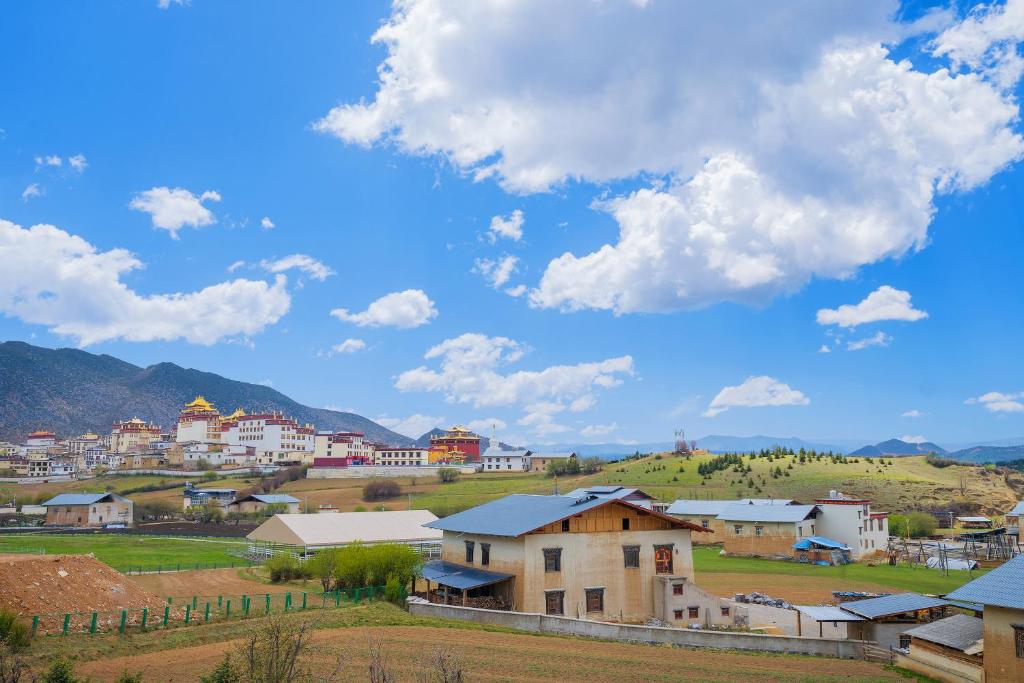 Fotografie z fotogalerie ubytování 牧弋南坡藏式艺术民宿 v destinaci Šangri-La