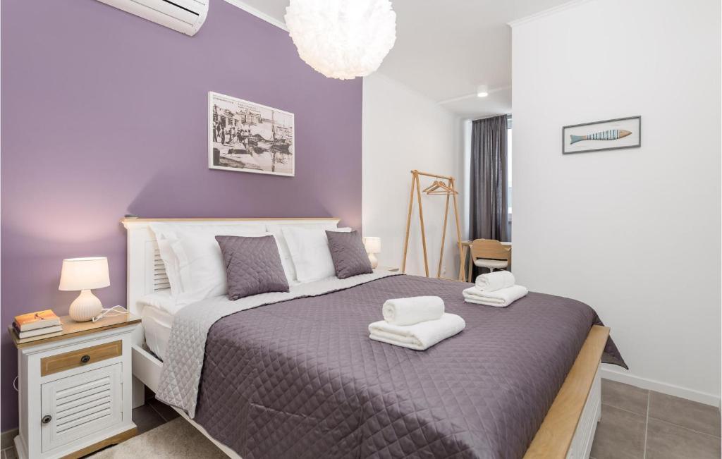 Posteľ alebo postele v izbe v ubytovaní Lovely Apartment In Mali Losinj