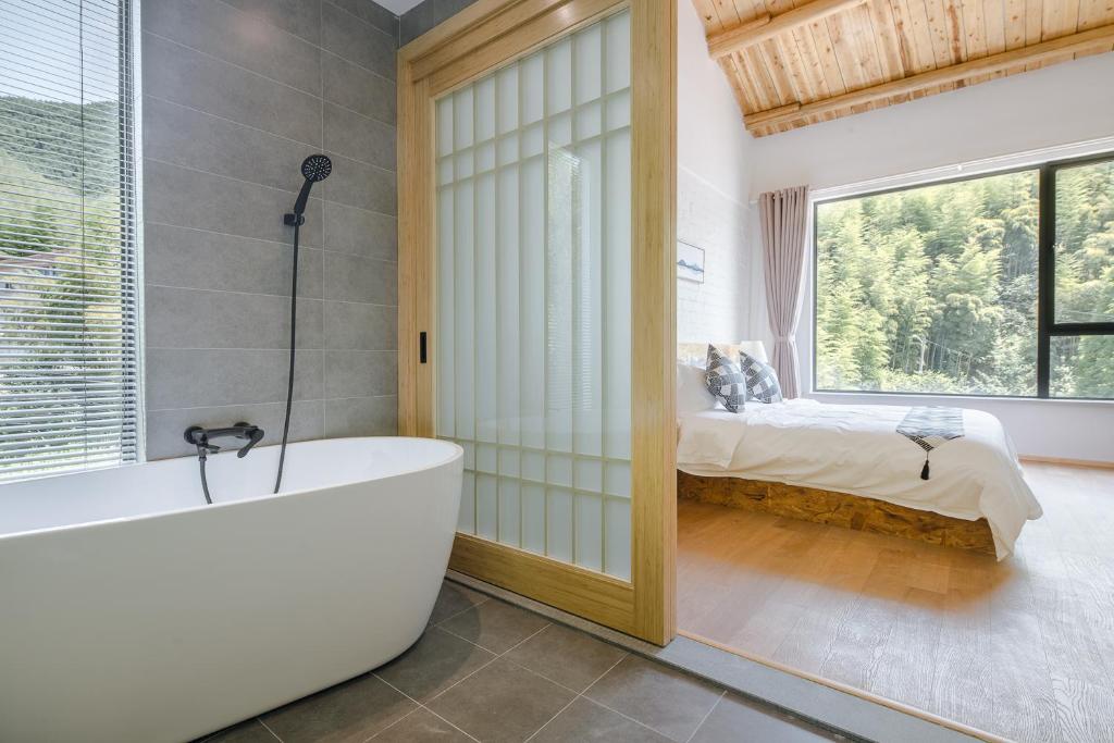Koupelna v ubytování Vretreats yunxishang Boutique Hotel