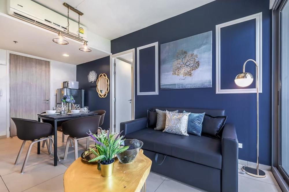 Unixx by the sea - Two-Bedroom Apartment