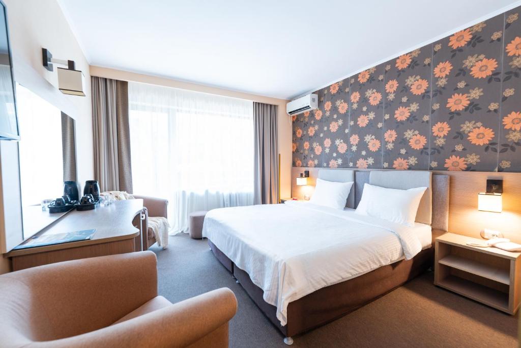 
Standard Double Room with Spa Access
