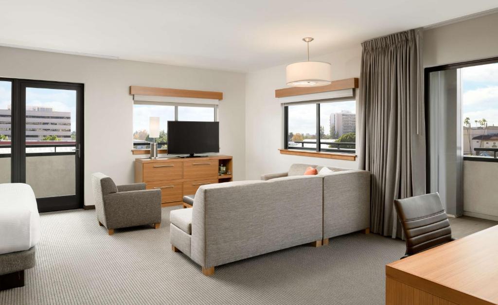 Hyatt Place Pasadena photo