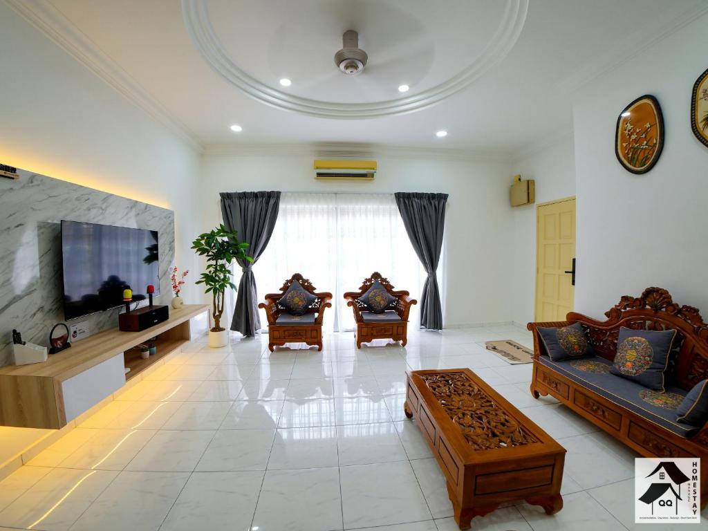 TV a/nebo společenská místnost v ubytování S2 Semi-D Retreat Stay 芙蓉新城舒适住宿